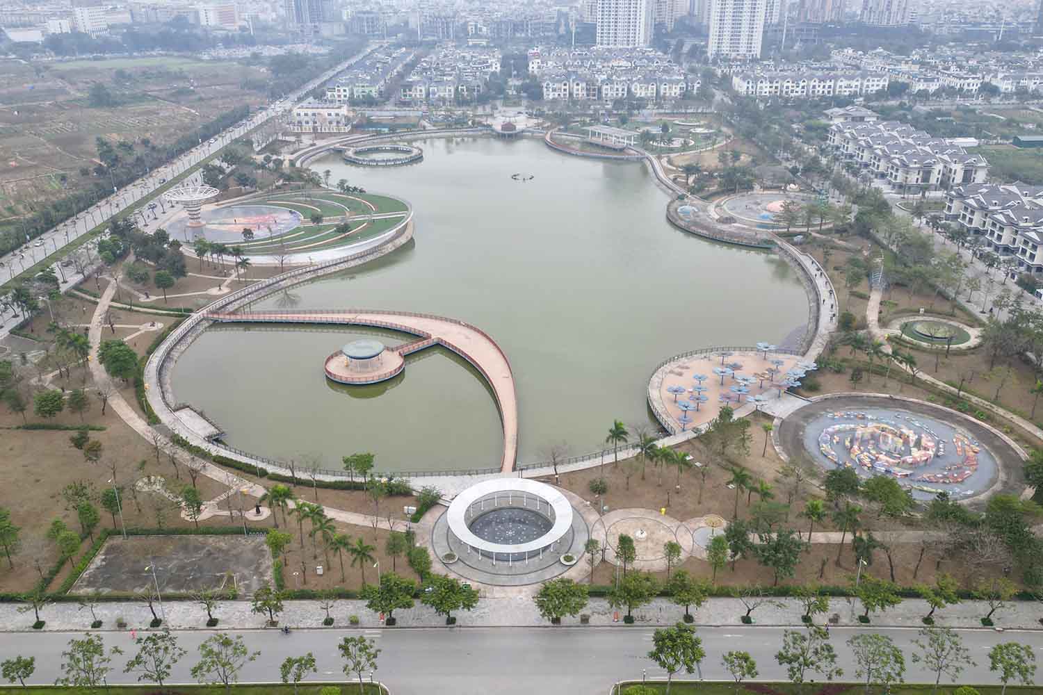 Công viên Thiên văn học được xây dựng trong khu đô thị Dương Nội, quận Hà Đông. Công trình khởi công năm 2017, hoàn thành sau 3 năm. Ảnh: Hữu Chánh