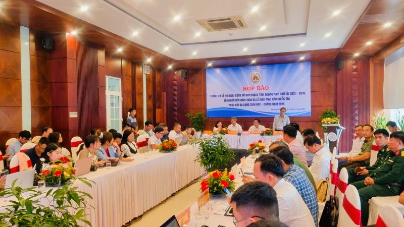Quang cảnh hội nghị họp báo về quy hoạch tỉnh Quảng Nam thời kỳ 2021 - 2030. Ảnh: Hoàng Bin