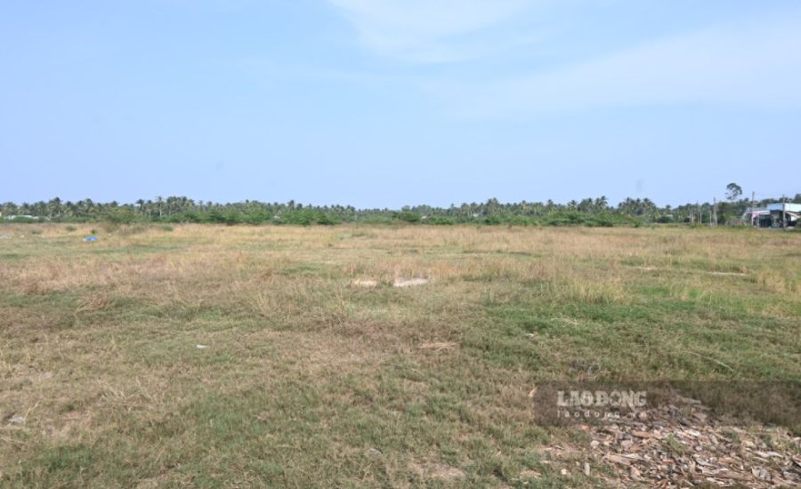 Hơn 8 năm kể từ ngày có Quyết định đầu tư xây dựng dự án Bệnh viện Đa khoa tỉnh Bến Tre, nhưng đến nay dự án này vẫn chưa xong. Ảnh: Thành Nhân