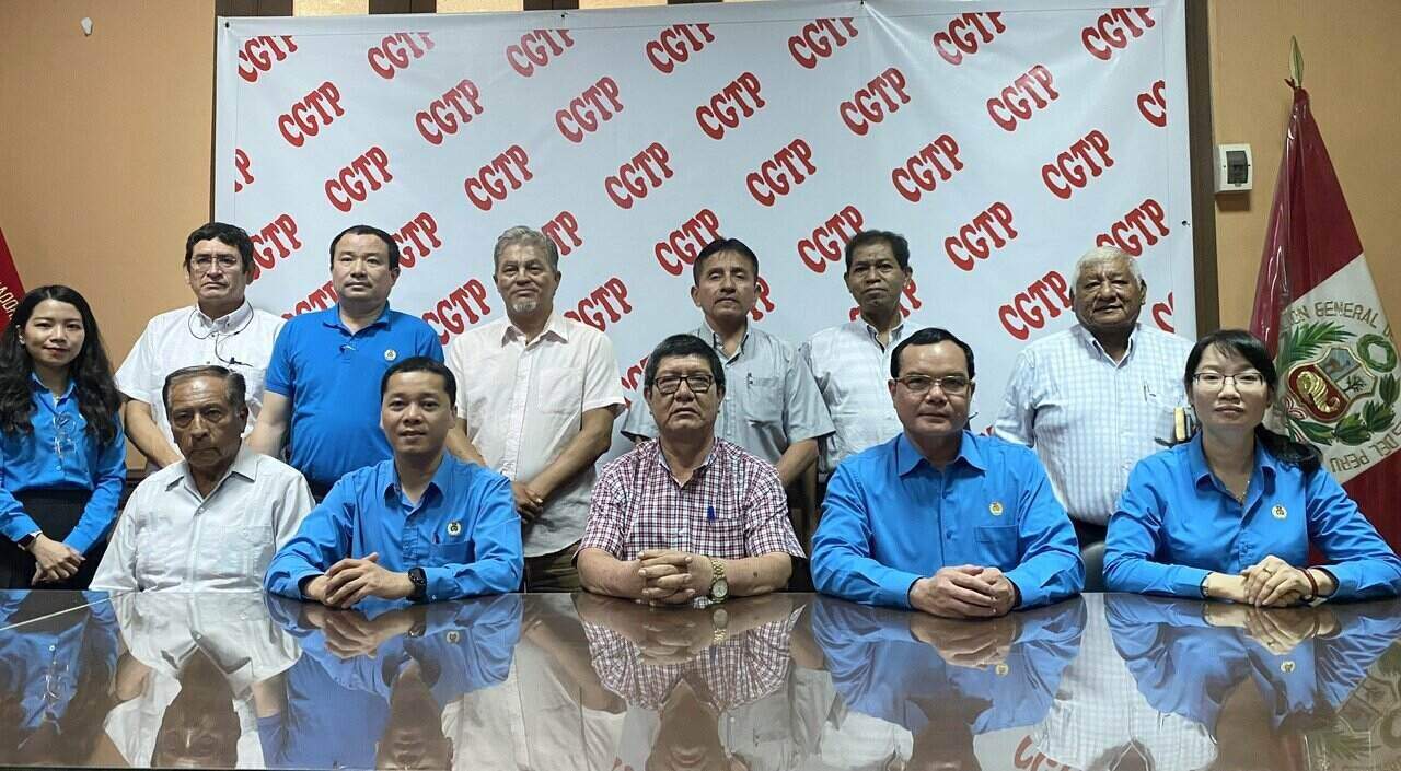 Đoàn đại biểu cấp cao Tổng Liên đoàn Lao động Việt Nam thăm và làm việc với Tổng Liên đoàn Lao động Peru (CGTP). Ảnh: B.Đ.N