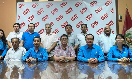 Đoàn đại biểu cấp cao Tổng Liên đoàn Lao động Việt Nam thăm và làm việc với Tổng Liên đoàn Lao động Peru (CGTP). Ảnh: B.Đ.N