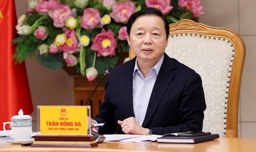 Phó Thủ tướng Chính phủ Trần Hồng Hà chủ trì cuộc họp. Ảnh: VPCP