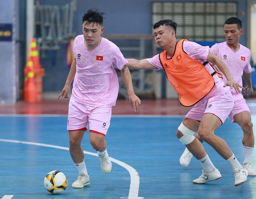 Nhằm giúp đội tuyển có sự chuẩn bị tốt nhất trước khi tham dự giải futsal châu Á 2024, Liên đoàn bóng đá Việt Nam (VFF) đã lên kế hoạch tổ chức Giải futsal quốc tế 2024 với sự tham dự của đội tuyển Việt Nam và 3 đội tuyển khách mời Iran, Maroc và New Zealand.