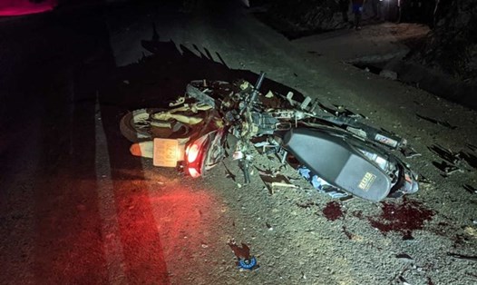 Tai nạn xe máy tại huyện Kon Rẫy vào ngày 10.3 khiến 2 người đi xe máy tử vong. Ảnh: Công an Kon Tum 