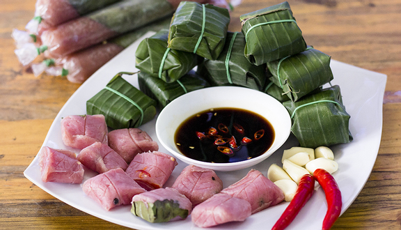 Nem chợ huyện Ảnh: Foody