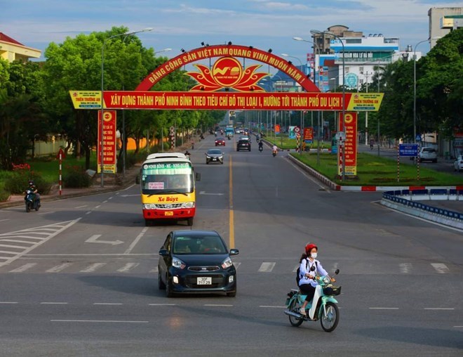 Kế hoạch sắp xếp cán bộ công chức dôi dư sau sáp nhập TP Ninh Bình với huyện Hoa Lư