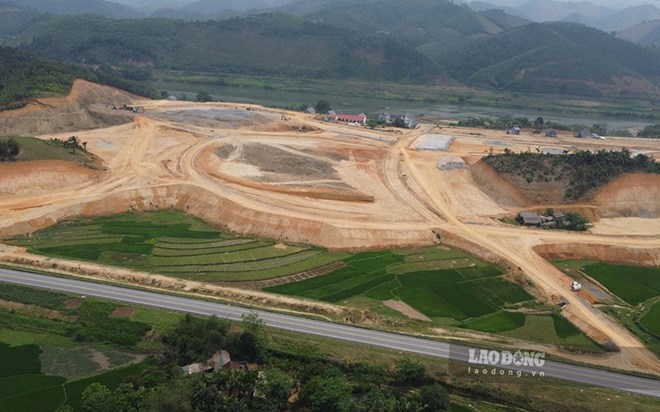 Tăng thêm 726 tỉ đồng vốn ngân sách Nhà nước làm dự án Cảng Hàng không Sa Pa