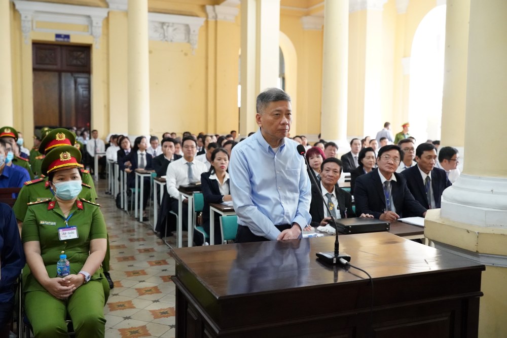 Chồng của Trương Mỹ Lan, Chu Lập Cơ thừa nhận hành vi phạm tội của mình tại tòa. Ảnh: Anh Tú