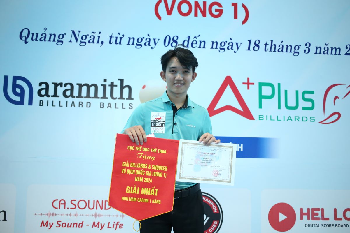Chiêm Hồng Thái là tay cơ tài năng của billiards Việt Nam khi đứng hạng 18 thế giới nội dung carom 3 băng. Ảnh: Phong Lê