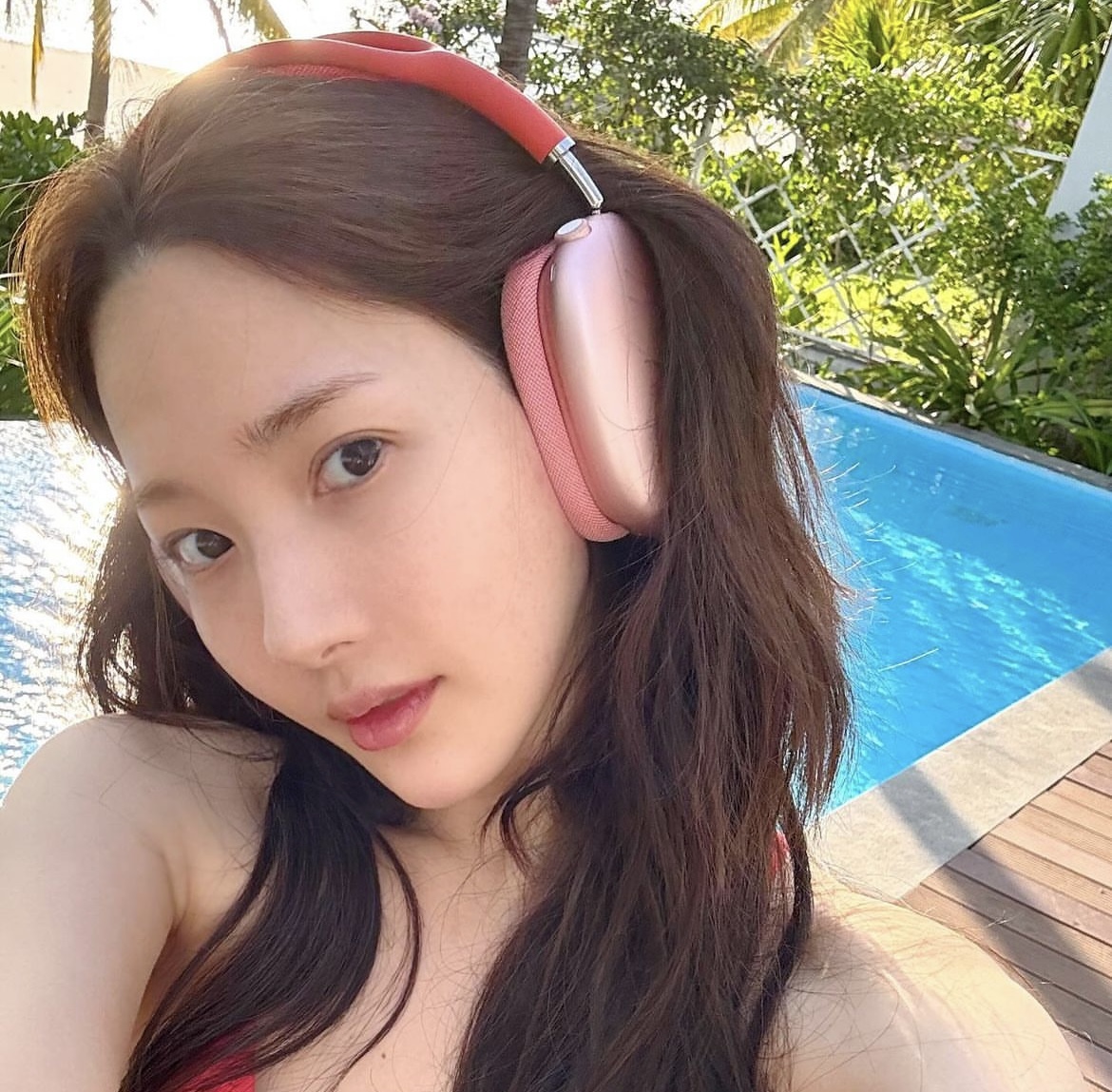 Park Min Young khoe nhan sắc rạng rỡ mà không cần son phấn cầu kỳ. Ảnh: Instagram