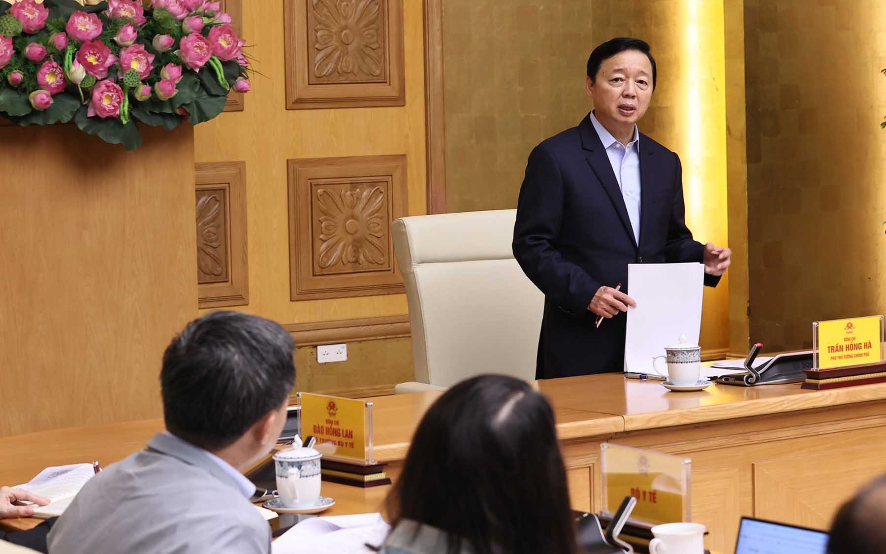 Phó Thủ tướng Chính phủ Trần Hồng Hà phát biểu. Ảnh: Minh Khôi