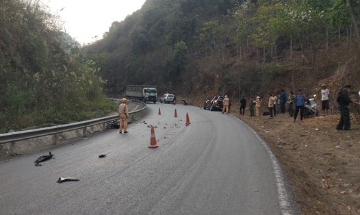 Hiện trường vụ tai nạn trên Quốc lộ 6. Ảnh: Minh Nguyễn