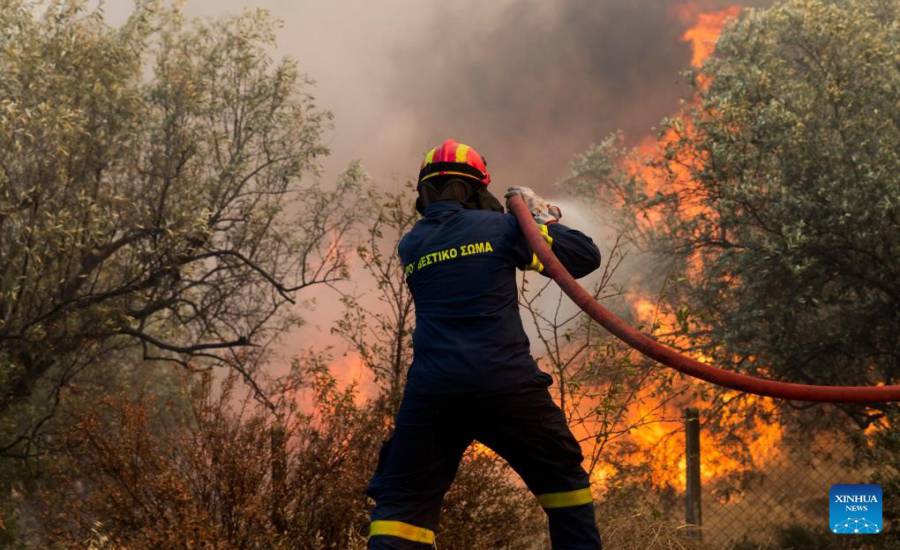 Điển hình của biến đổi khí hậu tại châu Âu là vụ cháy rừng ở Hy Lạp vào năm 2023. Ảnh: Xinhua