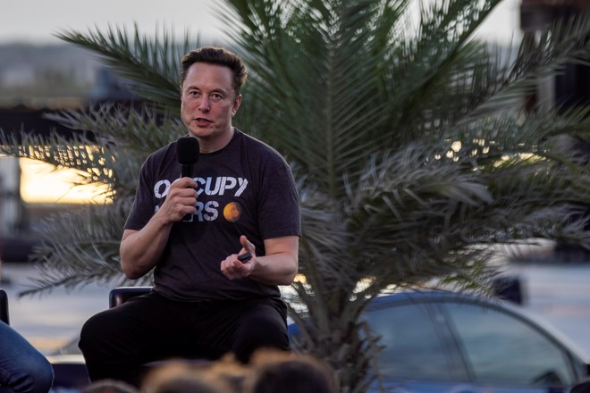 Elon Musk dự đoán khi nào AI sẽ thông minh hơn con người