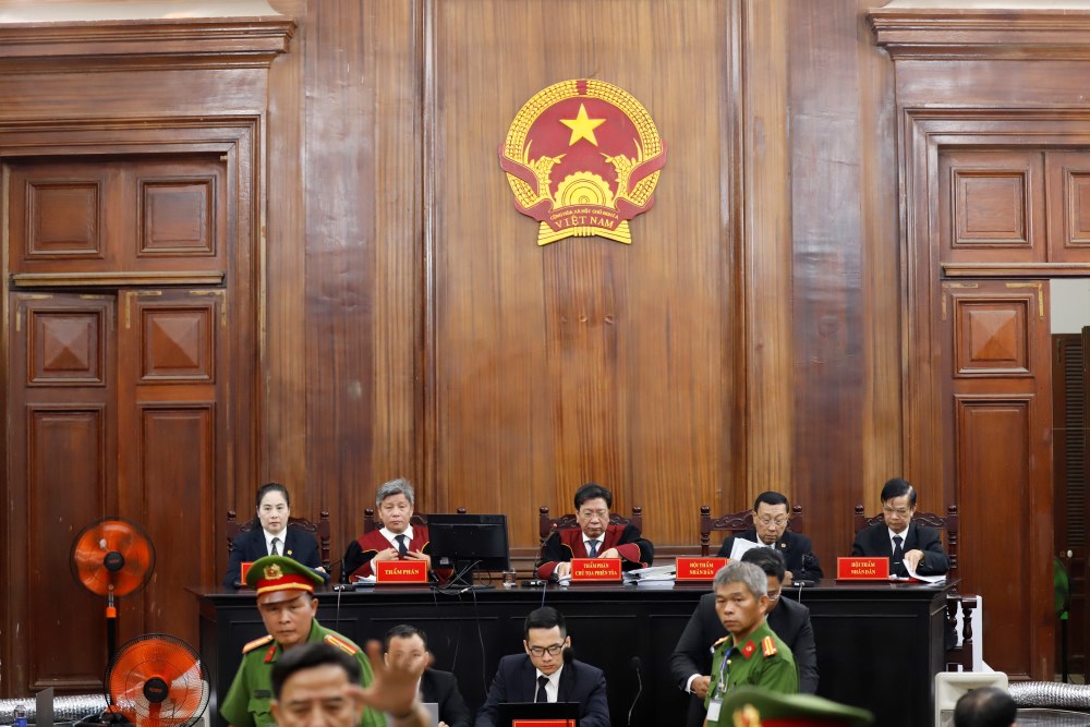 Chủ tọa phiên tòa là thẩm phán Phạm Lương Toản, Chánh tòa hình sự TAND TPHCM. Ảnh: Anh Tú