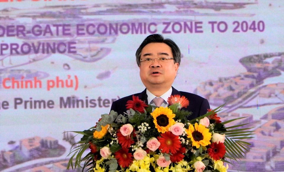 Bộ trưởng Bộ Xây dựng Nguyễn Thanh Nghị phát biểu tại buổi lễ. Ảnh: Nguyên Anh