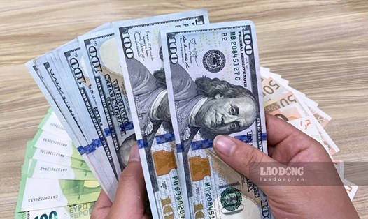Tỷ giá USD tại Vietcombank đã chính thức vượt qua kỷ lục cũ hồi tháng 10 - 11.2022. Ảnh: Trà My 