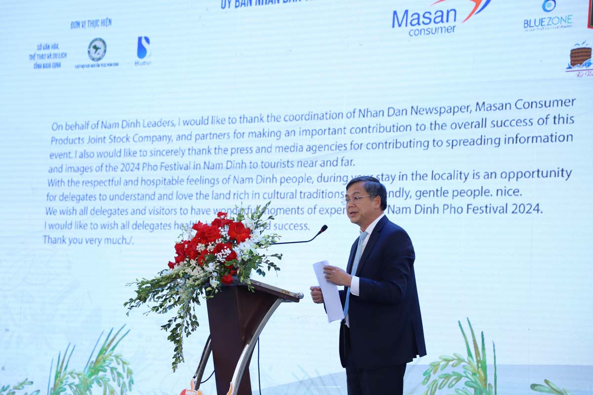 Phó Chủ tịch UBND tỉnh Nam Định Trần Lê Đoài phát biểu tại lễ khai mạc. Ảnh: Hà VI