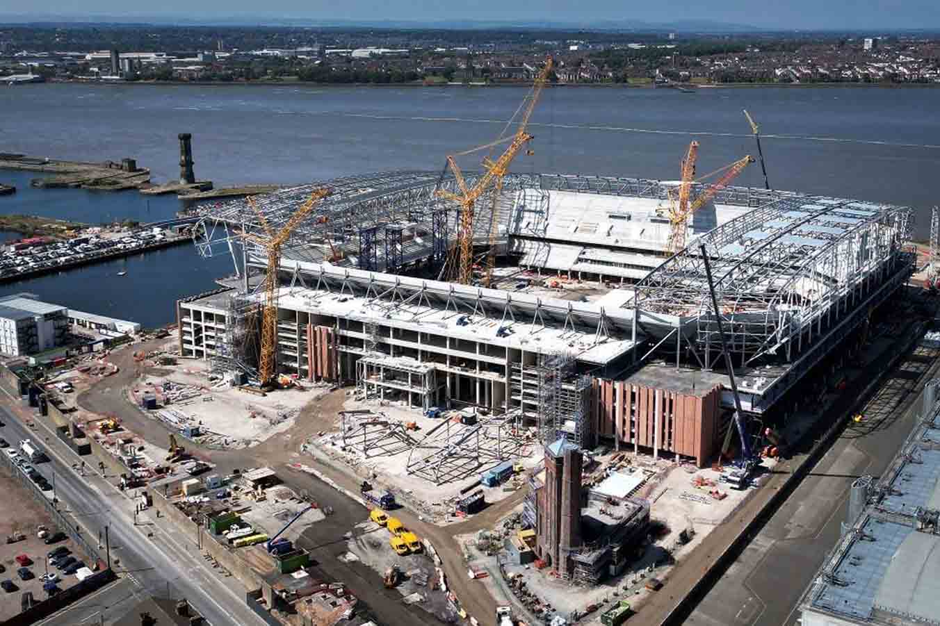 Sân nhà mới của Everton đang được xây. Ảnh: AFP