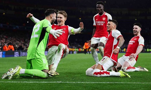 Arsenal đã vượt qua cái dớp 14 năm không thể lọt vào tứ kết Champions League. Ảnh: AFP