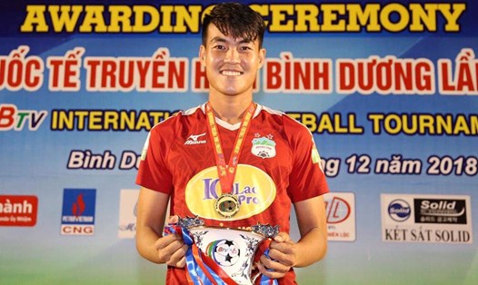 Cựu tuyển thủ U23 Việt Nam - Phạm Hoàng Lâm giải nghệ. Ảnh: FBNV