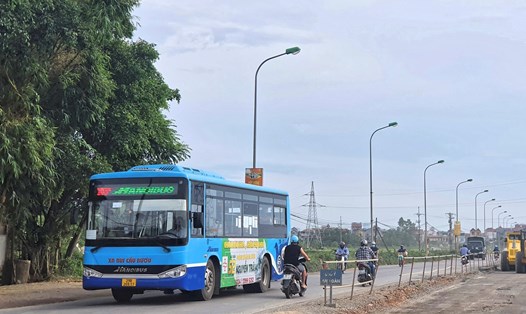  Quốc lộ 21B đoạn qua huyện Thanh Oai, Hà Nội. Ảnh: Hoàng Huy