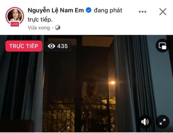 Nam Em có hành động gây xôn xao. Ảnh: Chụp màn hình