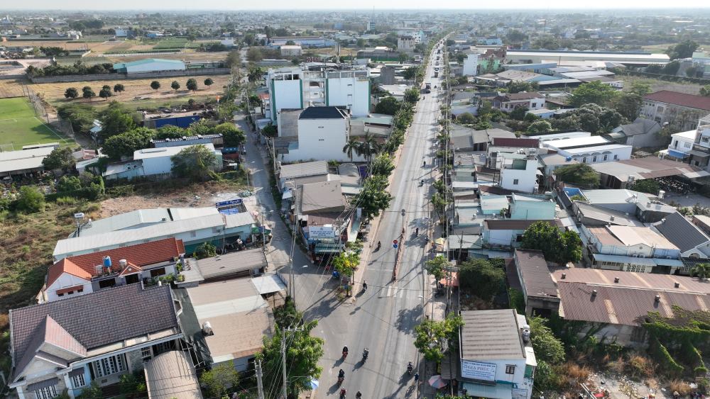 Để giải quyết tình trạng ùn ứ thời gian qua, Sở GTVT TPHCM đã đề xuất chi hơn 6.141 tỉ đồng để mở rộng đường Nguyễn Văn Bứa và đường Phan Văn Hớn.