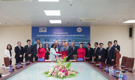 Lễ ký kết Biên bản ghi nhớ giữa Ngân hàng EXIM và Ngân hàng VDB ngày 18.3.2024 tại Hà Nội. Ảnh: Đại sứ quán Mỹ
