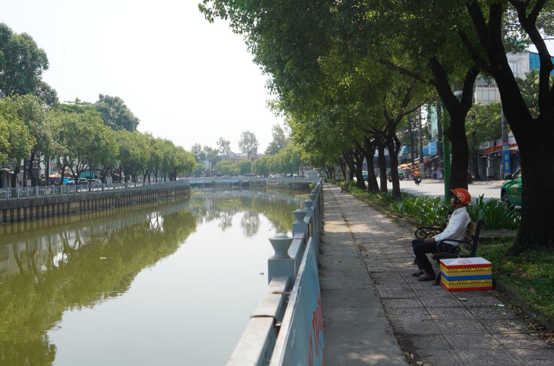 Sau khi được cải tạo, kênh Nhiêu Lộc - Thị Nghè trở thành địa điểm sinh hoạt, du lịch. 