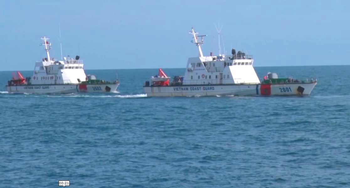 Lực lượng Cảnh sát biển 4 tuần tra trên biển. Ảnh: CSB4