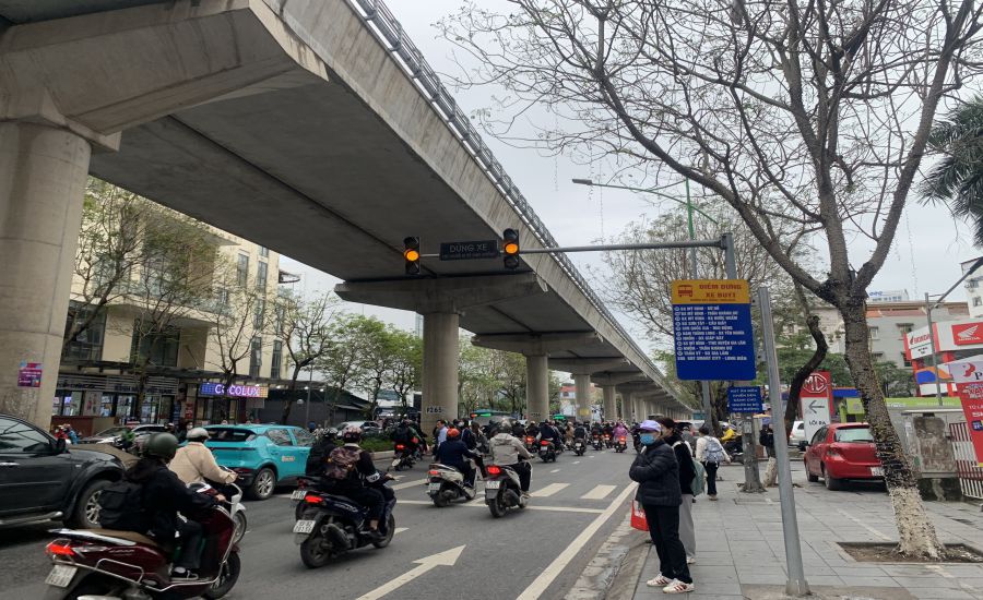 Đèn tín hiệu cho người đi bộ ở Hà Nội. Ảnh: Khánh An