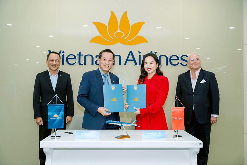 Vietnam Airlines và T&A Ogilvy ký kết thoả thuận hợp tác 
truyền thông toàn cầu giai đoạn 2024 - 2025. Ảnh: DN cung cấp