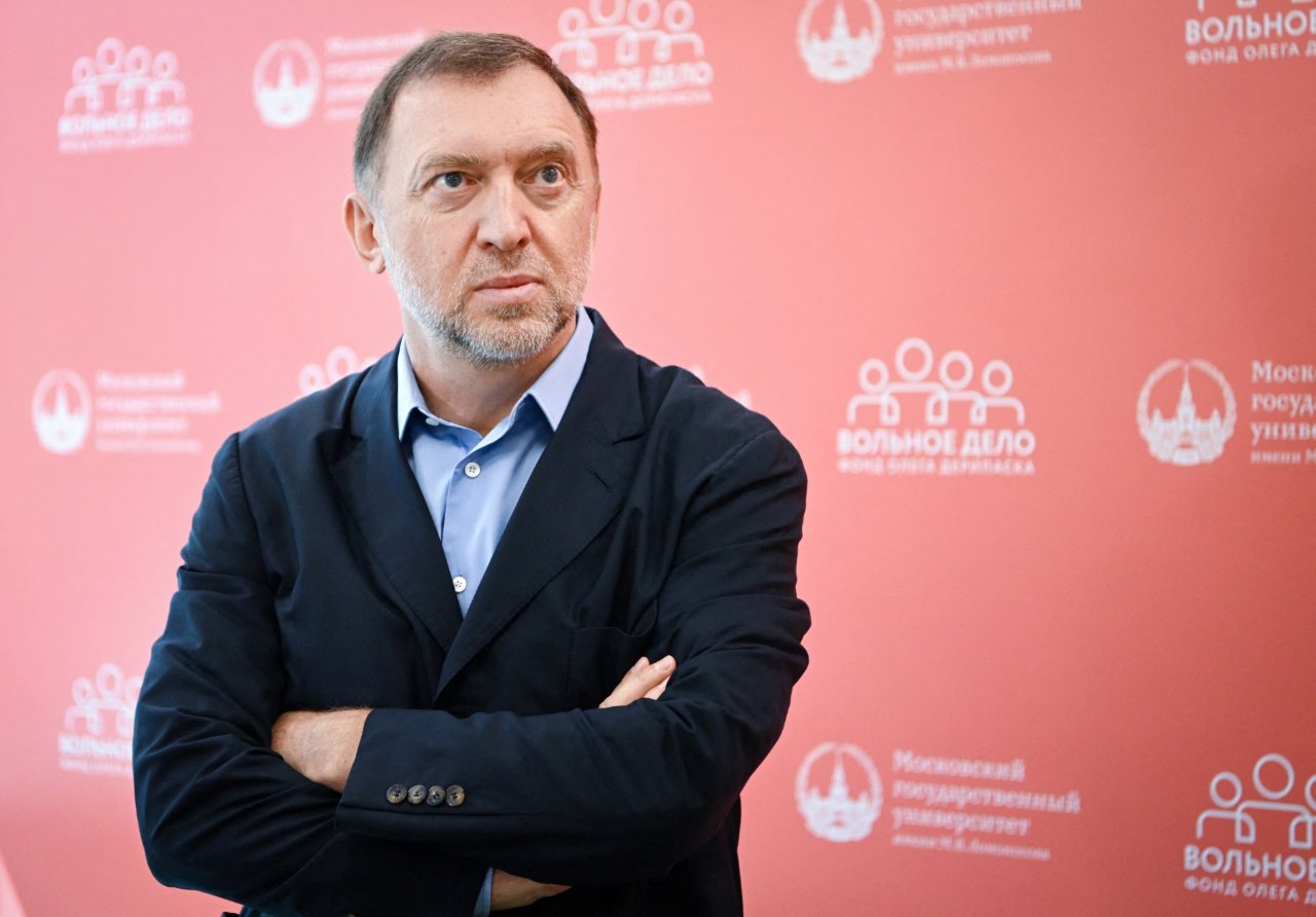 Tỉ phú Oleg Deripaska trong một cuộc họp báo ở Mátxcơva ngày 28.6.2022. Ảnh: AFP