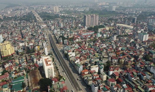 Dự án xây dựng tuyến đường nối từ đường Nguyễn Văn Cừ đến hết khu tái định cư phường Ngọc Thụy. Ảnh: Vĩnh Hoàng