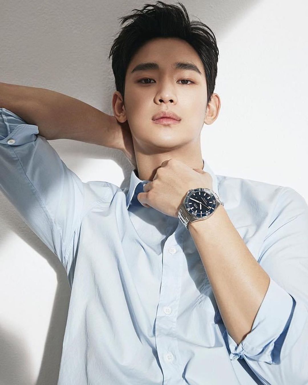 Không chỉ về diễn xuất, Kim Soo Hyun được mệnh danh là cái tên bảo chứng độ hot cho phim. Ảnh: Instagram nhân vật. 