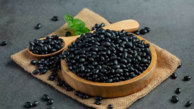 Đỗ đen và những lợi ích hiệu quả đối với sức khỏe và giảm cân. Ảnh: Healthshots