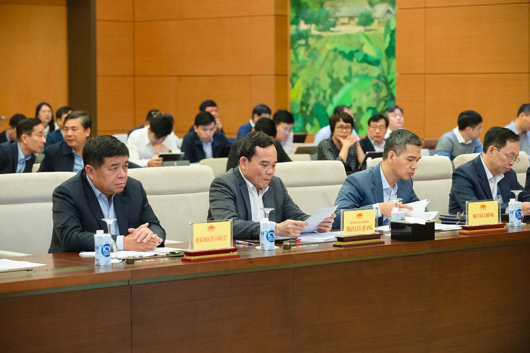 Phó Thủ tướng Chính phủ Trần Lưu Quang và các đại biểu tại cuộc làm việc. Ảnh: Trọng Quỳnh/VPQH