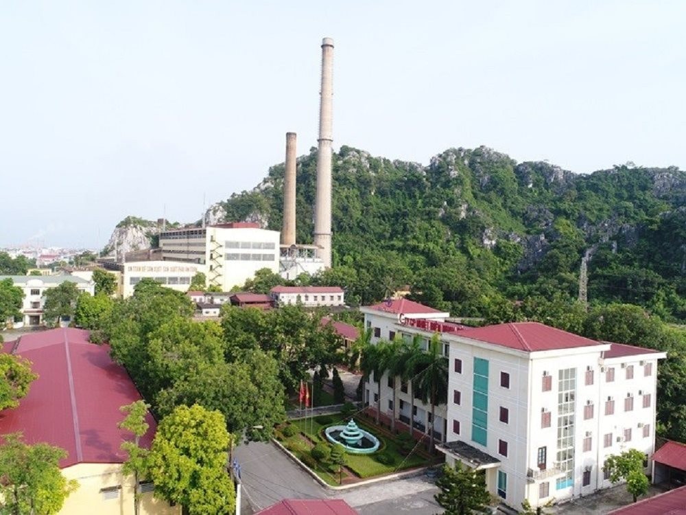 Tỉnh Ninh Bình đề xuất Tập đoàn Điện lực Việt Nam không tiếp tục đầu tư nâng cấp Nhà máy nhiệt điện Ninh Bình và xem xét dừng vận hành để thực hiện quy hoạch chung đô thị Ninh Bình. Ảnh: Nguyễn Trường