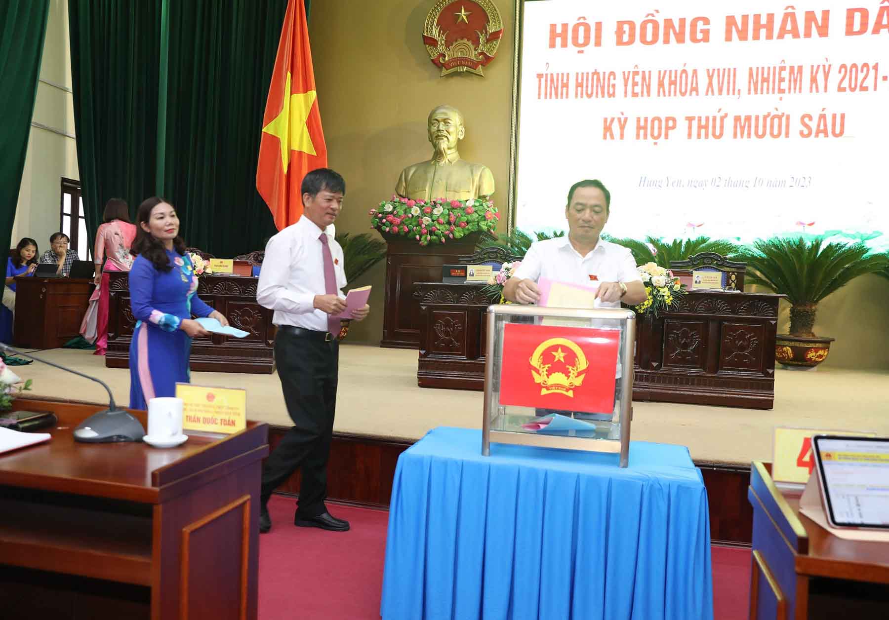 Loạt địa phương không có trường hợp nào có số phiếu tín nhiệm thấp trên 50%