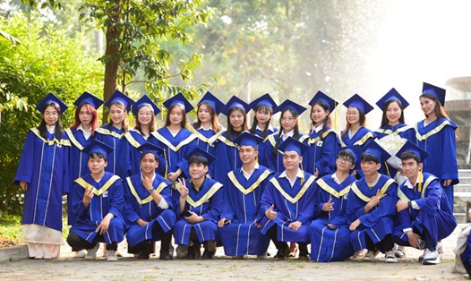 Hơn 700 sinh viên, học viên Đại học Bách khoa Đà Nẵng tốt nghiệp đợt 1 năm 2024. Ảnh: Nguyên Thi