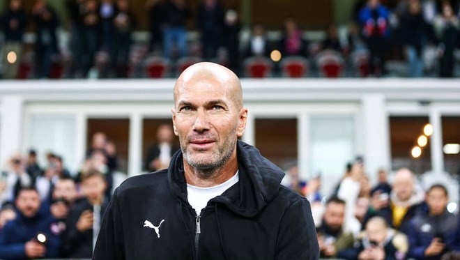 Zidane hiện vẫn chưa đảm nhiệm công việc mới sau khi rời Real Madrid.  Ảnh: AFP