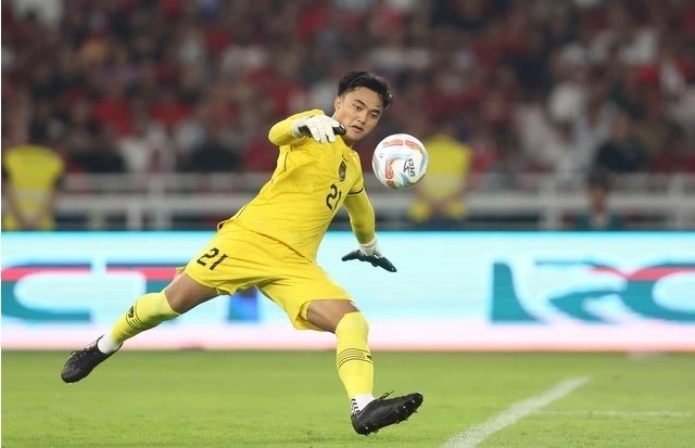 Tuyển Indonesia triệu tập gấp thủ môn đến Hà Nội