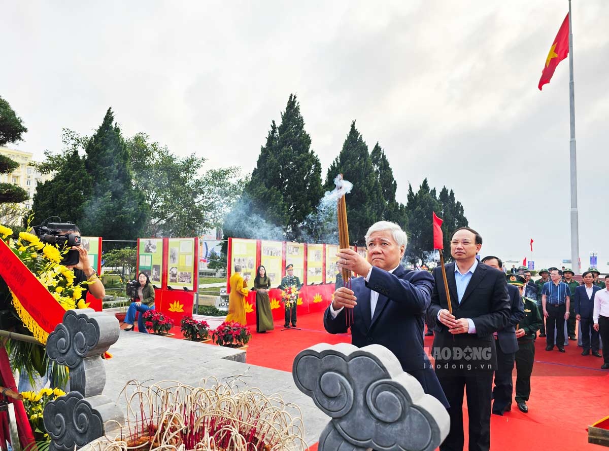 Trước anh linh của Chủ tịch Hồ Chí Minh, Chủ tịch Đỗ Văn Chiến bày tỏ lòng biết ơn vô hạn công lao to lớn, sự hy sinh cao cả của Người đối với sự nghiệp cách mạng của dân tộc. Người đã cống hiến, hy sinh trọn đời cho sự nghiệp giải phóng dân tộc, đấu tranh cho hòa bình và hạnh phúc của nhân dân. 