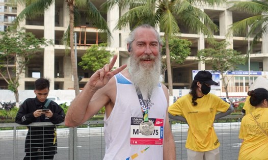 Cuộc thi Marathon Quốc tế Đà Nẵng thu hút nhiều du khách nước ngoài tham dự. Ảnh: Trần Thi