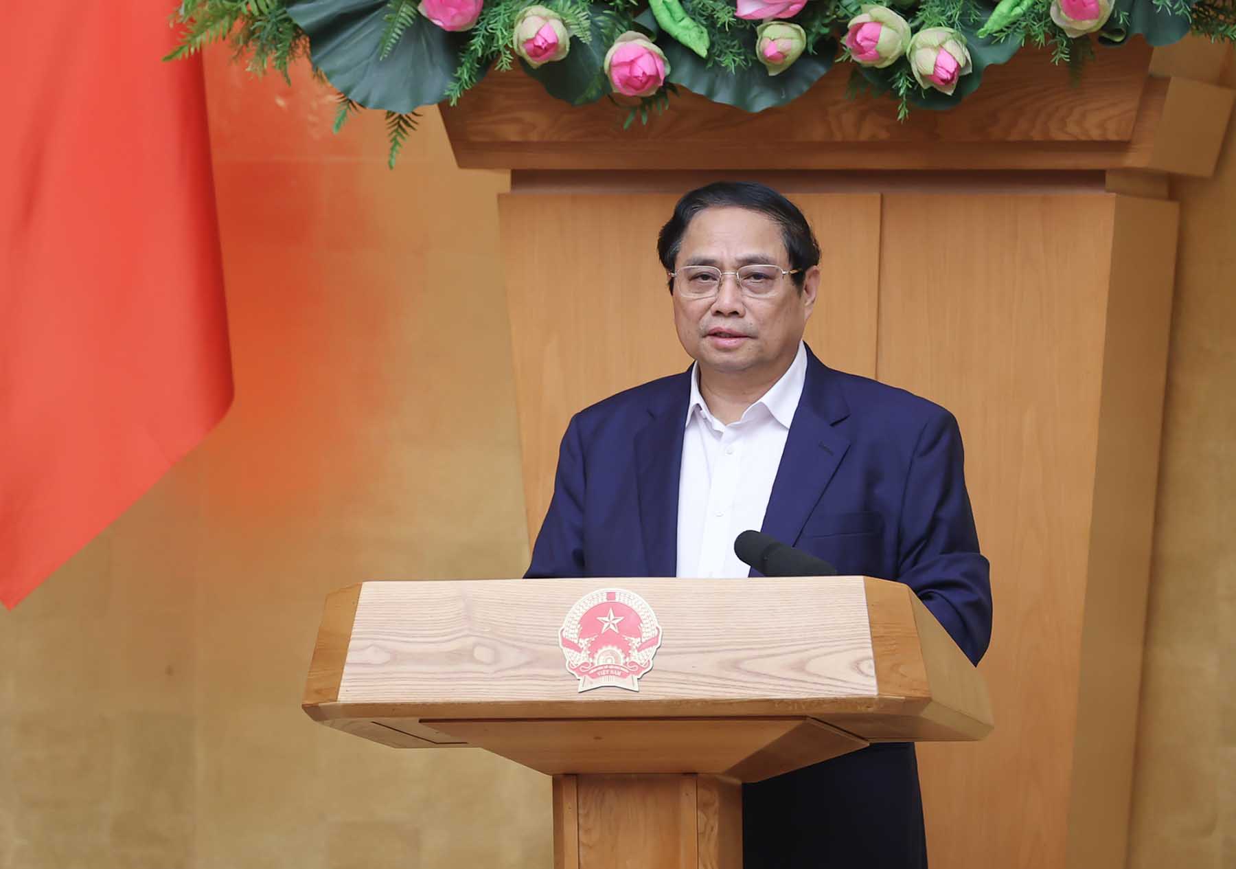 Thủ tướng Chính phủ Phạm Minh Chính phát biểu tại phiên họp Chính phủ chuyên đề xây dựng pháp luật tháng 3. Ảnh: VGP
