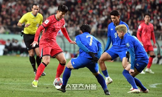 Tuyển Hàn Quốc hướng đến chiến thắng trước tuyển Thái Lan trên sân khách nhưng mục tiêu này không hề dễ dàng. Ảnh: Sports Seoul