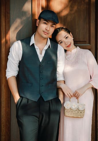 Ảnh cưới trong cách cổ điển của Tuấn Việt và Kim Oanh. Ảnh: Facebook nhân vật