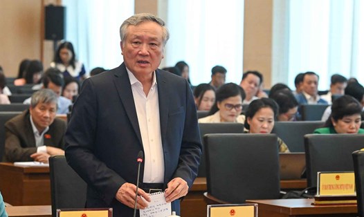 Chánh án Tòa án nhân dân Tối cao Nguyễn Hòa Bình phát biểu tại phiên họp. Ảnh: Phạm Đông
