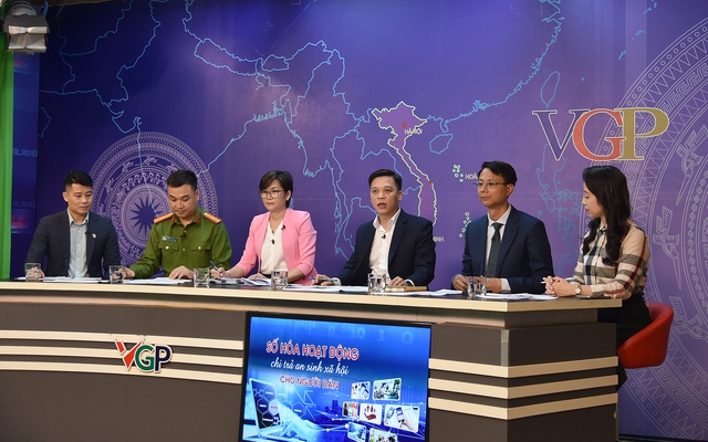 Buổi toạ đàm "Số hóa hoạt động chi trả an sinh xã hội cho người dân". Ảnh: VGP